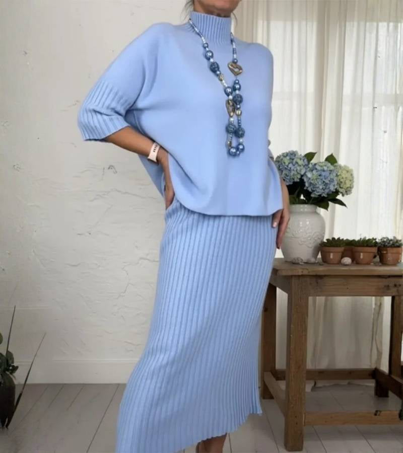 Debora | Strikket sæt med ribbet midinederdel