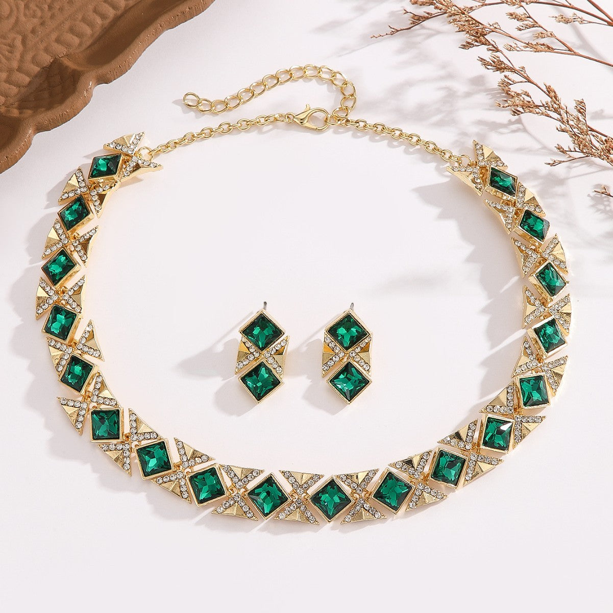 Vestiri® | Håndlavet Royale Krystalsæt (Halskæde & Øreringe)