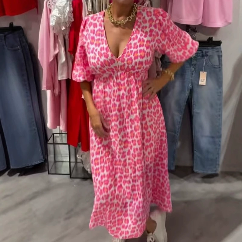 Sofie – Blomstret Sommerkjole med V-hals